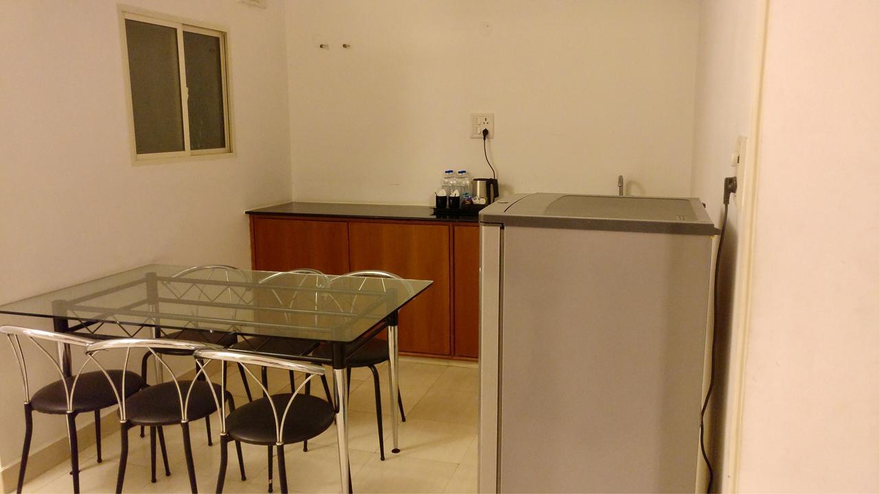 Hotel Sai Towers Puttaparthi Esterno foto