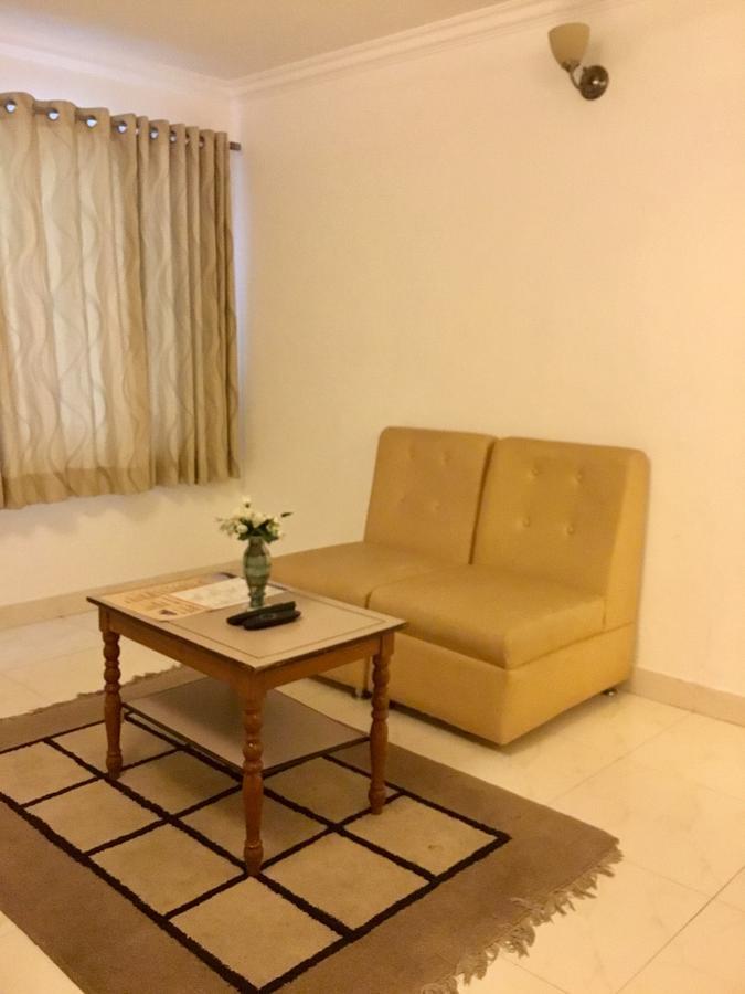 Hotel Sai Towers Puttaparthi Esterno foto