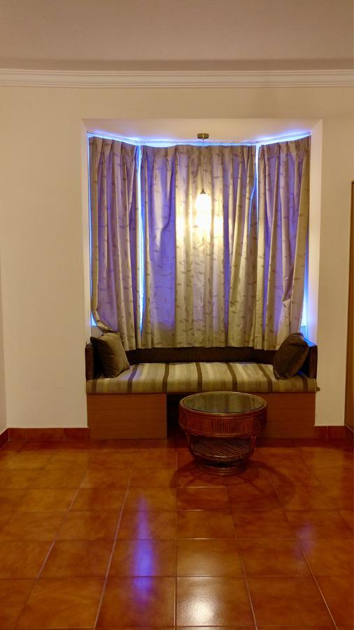 Hotel Sai Towers Puttaparthi Esterno foto
